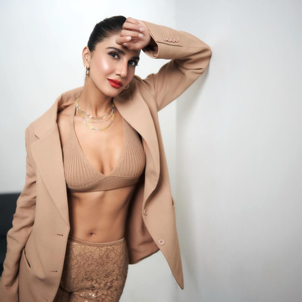 Actress Vaani Kapoor Latest HD Images 2