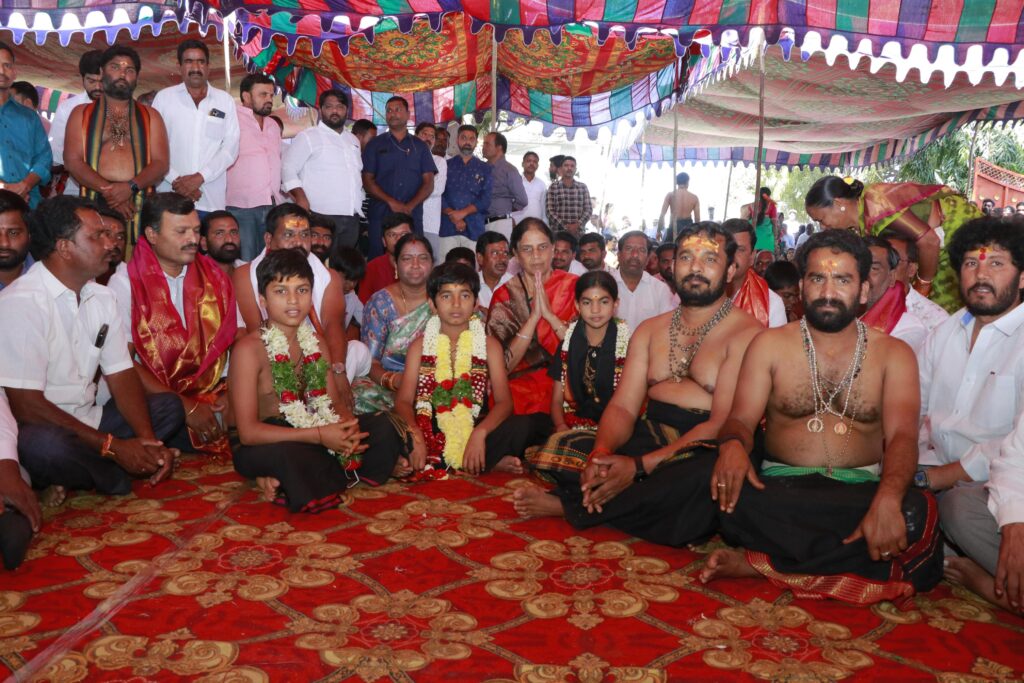 mla sabith indra reddy in ayyappa swamy padi pooja 4