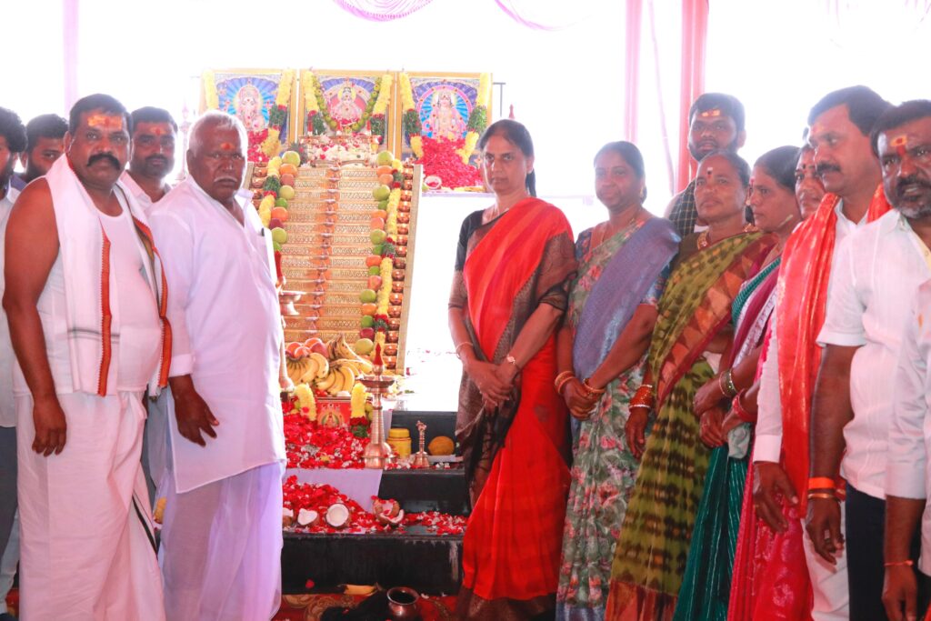 mla sabith indra reddy in ayyappa swamy padi pooja 5