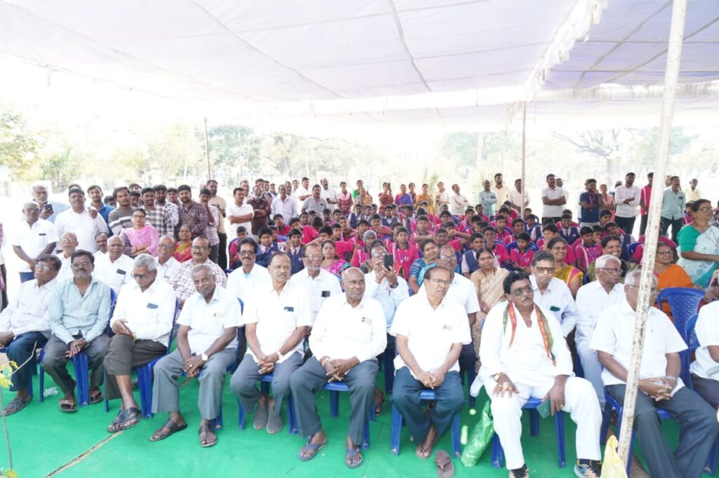 Nalgonda Corporation: మేయర్ బుర్రి చైతన్య తొలి శిలాఫలకం ఇక్కడే.. 2 komatireddy venkat reddy burri chaithanya 2